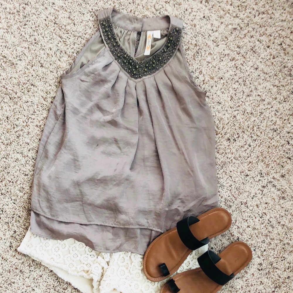 🛑 SOLD Women's Blouse